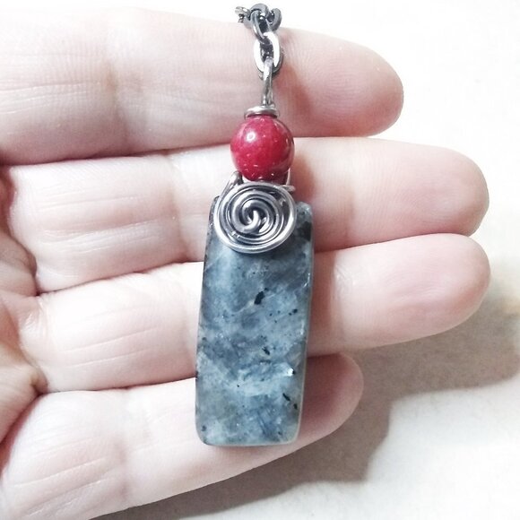 Black, Silver + Grey Norwegian Larvikite Bar Pendant + Gunmetal Black Chain - Picture 10 of 10